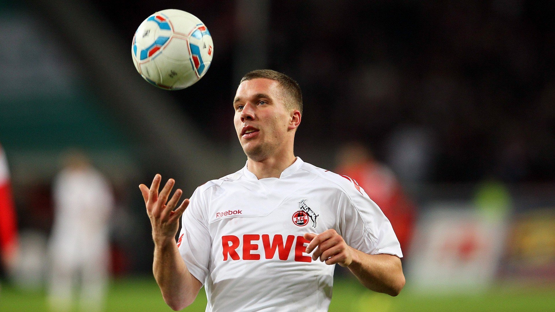 巴黎圣日耳曼继续强势领跑，法甲夺冠指日可待